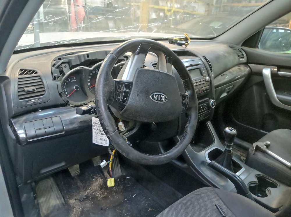  Kia SORENTO 2.4LTS. 2010    EN DESARME
